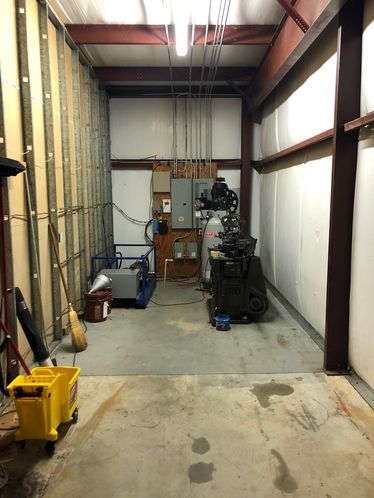 I-35 Office Warehouse 6,000 SF HEAT/AC: 170 Cain Dr, Haysville, KS 67060